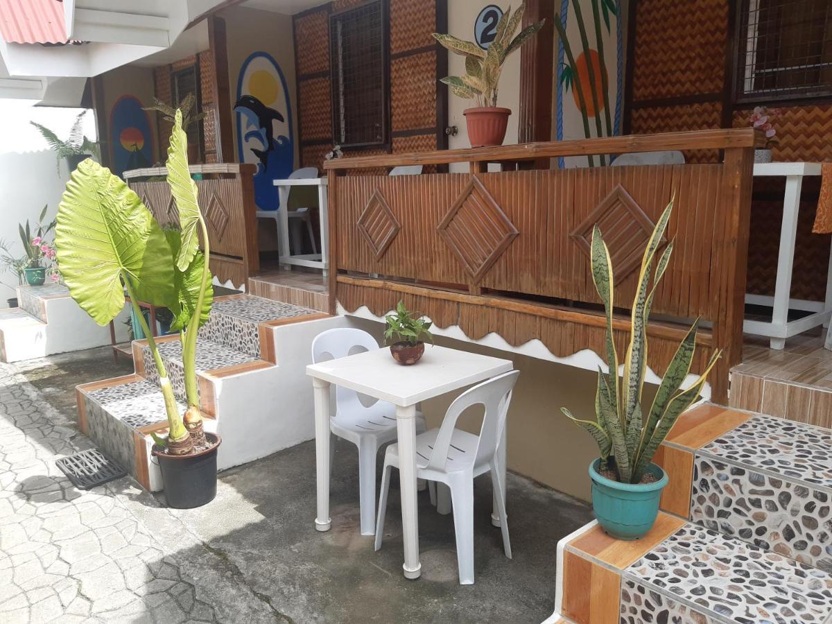 Sandstorm Lodge And Cafe 푸에르토갈레라 외부 사진