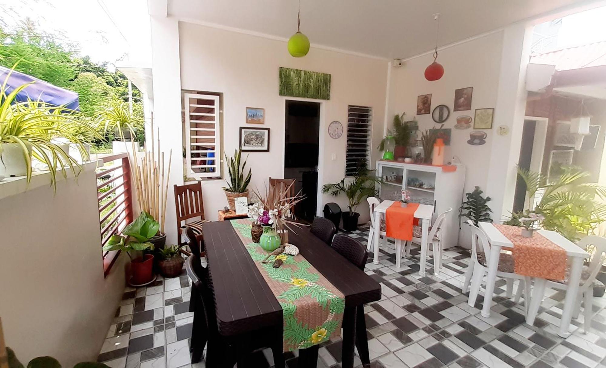Sandstorm Lodge And Cafe 푸에르토갈레라 외부 사진