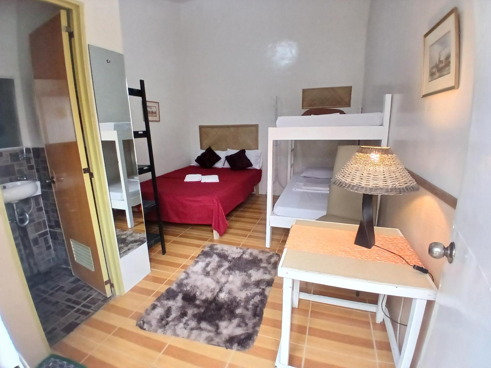 Sandstorm Lodge And Cafe 푸에르토갈레라 외부 사진